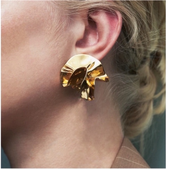 NWOT Delphinium Gold Statement Earrings - Picture 2 of 3